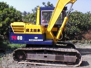 ขาย KOMATSU PC60-3 รถสวยพร้อมใช้งาน  แรงไม่ตกทำงานได้ดีเยี่ยม  ราคาต่อรองได้