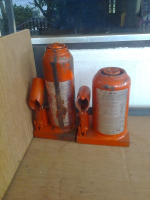 ขายแม่แรง 4 ตัน ของญี่ปุ่น