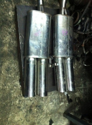 ขายท่อคู่ VIP สภาพสวยมา 2 ท่อน มีท่อนแยกให้คับมาครบ ไม่ต้องแปลง ถอนจาก U13 จากญี่ปุ่น ราคา 5000 บาท สนใจติดต่อสอบถามได้ที่ 0891738889 ขายท่อคู่ VIP สภาพสวยมา 2 ท่อน มีท่อนแยกให้คับมาครบ ไม่ต้องแปลง ถอนจาก U13 จากญี่ปุ่น ราคา 5000 บาท สนใจติดต่อสอบถามได้ที่ 0891738889