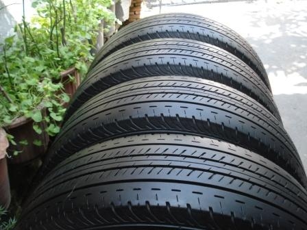 ยาง BRIGSTONE DURAVIC 215 7015 ปี 12 4เส้น