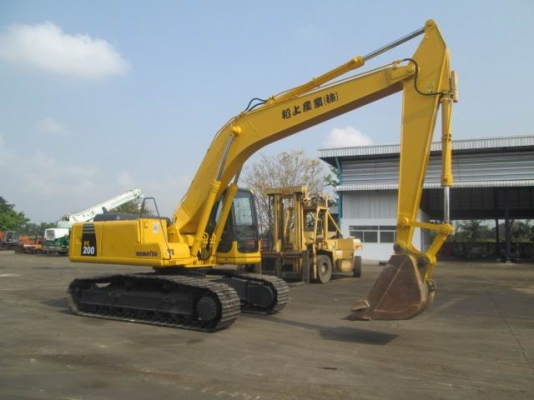 ขายแล้วเงินสด1220000 KOMATSU pc200-6 รถสวยสภาพดีพร้อมใช่เก่าญี่ปุ่นแท้ไม่เคยใช่งานในเมืองไทยเลย