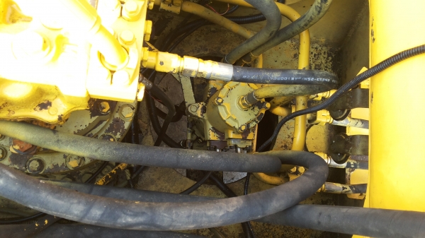 ขายแล้วเงินสด1220000 KOMATSU pc200-6 รถสวยสภาพดีพร้อมใช่เก่าญี่ปุ่นแท้ไม่เคยใช่งานในเมืองไทยเลย