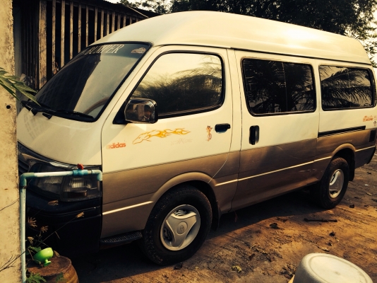 ขาย รถตู้ toyota หลังคาสูง ตามสภาพ