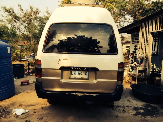 ขาย รถตู้ toyota หลังคาสูง ตามสภาพ
