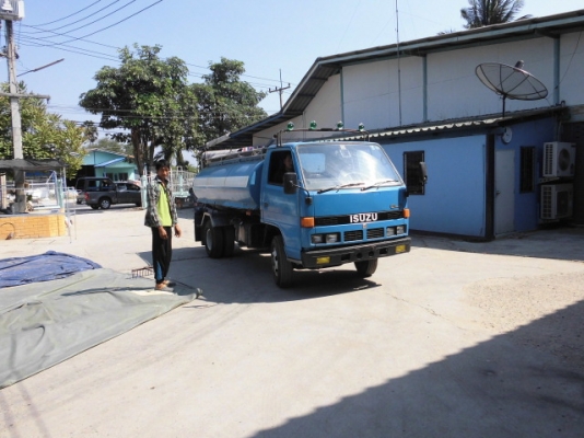 รถน้ำที่เสี่ย จองไวออกเดินทางแล้วครับ