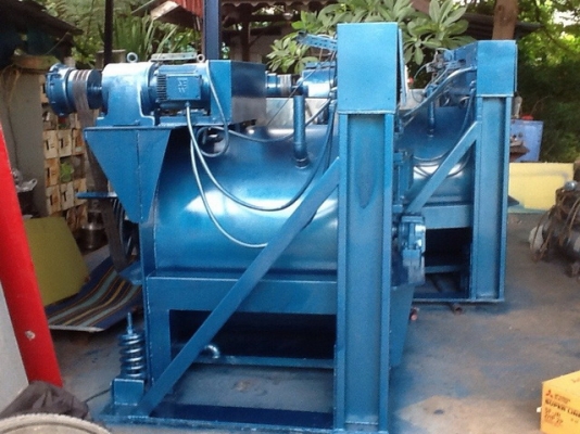 ขายเครื่องซักผ้าอุตสาหกรรม ขนาด 250 ปอนด์ ยี่ห้อ braun made in usa.