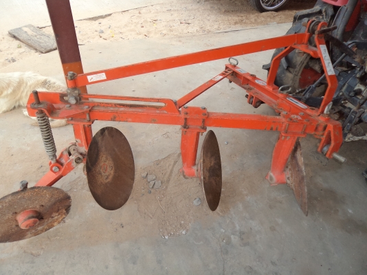 ขายถูกๆคับ85000บาทรถไถคูโบต้าRT140 สภาพสวยสดทั้งคันพร้อมใช้งาน