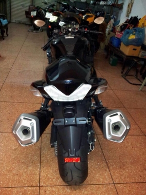 ต้ำพระราม2 ขาย  KAWAZAKI ZX14Rปี2013 วิ่งไม่ถึง100โล สภาพป้ายแดงออกศูนย์ใหญ่ครับ