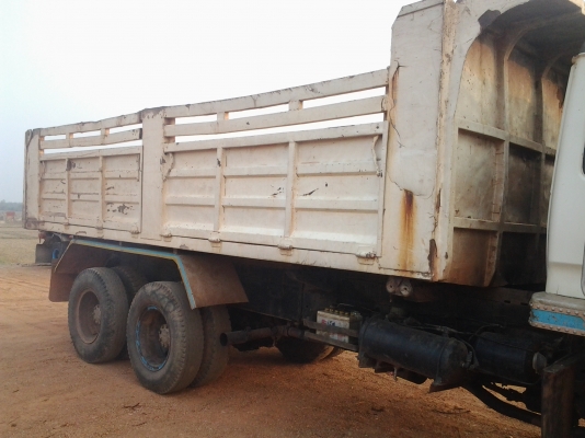 ขายกระบะดั้ม  KCโคราชของ  10ล้อไอ้หลงยาว5เมตร80พร้อมใช้