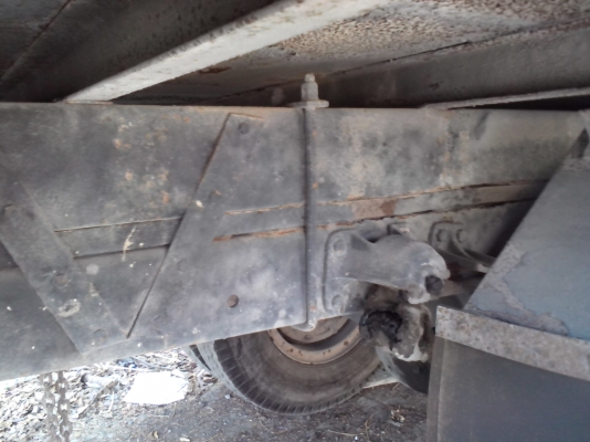 ขายรถ6ล้อISUZUกระบะยาว5เมตรถูกๆสภาพดี ขายรถ6ล้อISUZUกระบะยาว5เมตรถูกๆสภาพดี