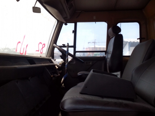 ขายรถ6ล้อMITSU FUSO ถูกๆรถประมูลขายตามสภาพ