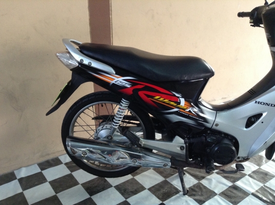 ขาย!!!เวฟ125R ปี47 รถเครื่องดีคับ ทะเบียนครบ ภาษีไม่หมด