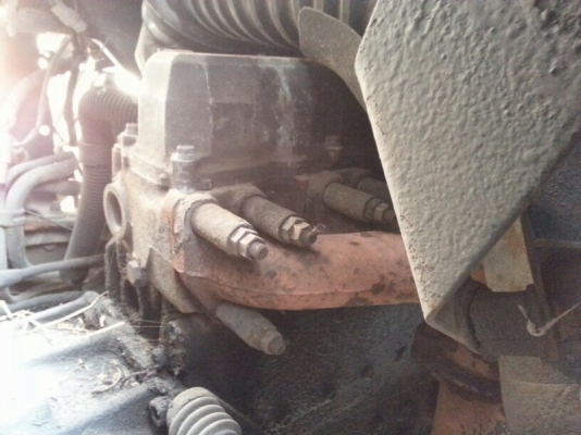 รถฮีโน่  10 ล้อ ตู้เย็น  195 แรงม้า. ปี 38  สนใจติดต่อ 081 - 6079515