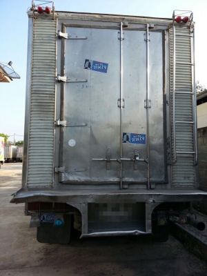 รถฮีโน่  10 ล้อ ตู้เย็น  195 แรงม้า. ปี 38  สนใจติดต่อ 081 - 6079515