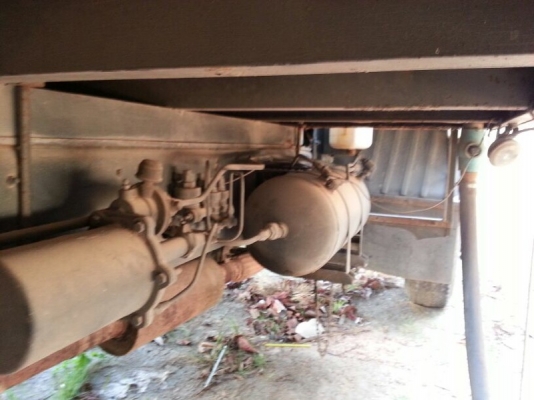 รถฮีโน่ 10 ล้อ ตู้เย็น  187 แรงม้า.  สนใจติดต่อ 081 - 6079515