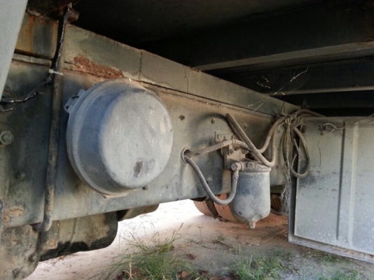 รถฮีโน่ 10 ล้อ ตู้เย็น  187 แรงม้า.  สนใจติดต่อ 081 - 6079515