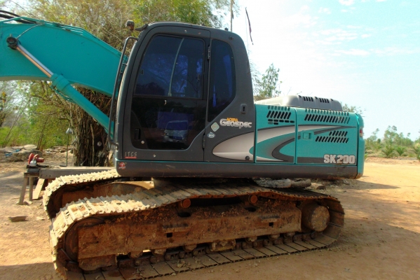 ขายด่วนรถแบคโฮหมากเอบYN11ทํางาน10800ชัว่โมง