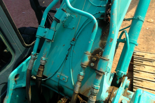 ขายด่วนรถแบคโฮหมากเอบYN11ทํางาน10800ชัว่โมง