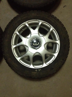 ขายล้อขอบ 13 พร้อมยาง 155/65/13 4/100กับ4/110 ราคาถูก ขายล้อขอบ 13 พร้อมยาง 155/65/13 4/100กับ4/110 ราคาถูก