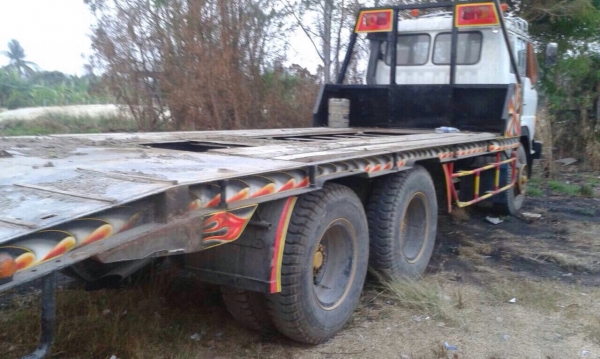 ขายสิบล้อเทเลอร์ KT925 หัว Hino F18 เครื่อง EH700 - 168 แรง 2 เพลา  ทะเบียนพร้อมโอน