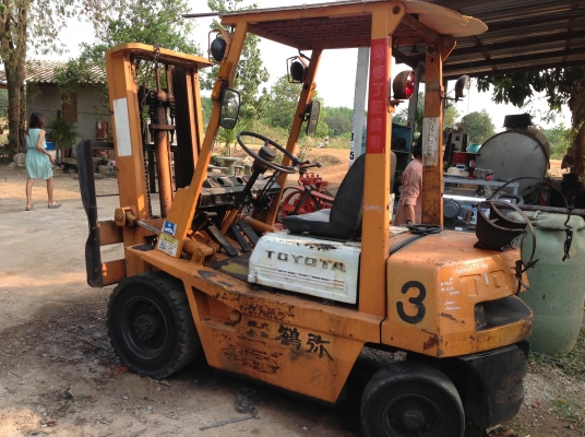 ขายฟอร์คลิฟต์ 2ตัน เครื่องไม่ติด