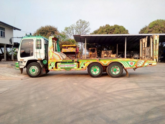 อีสุ เดกก้า fvzขายพร้อมรถเกี่ยวไอ้หนุ่มปี54