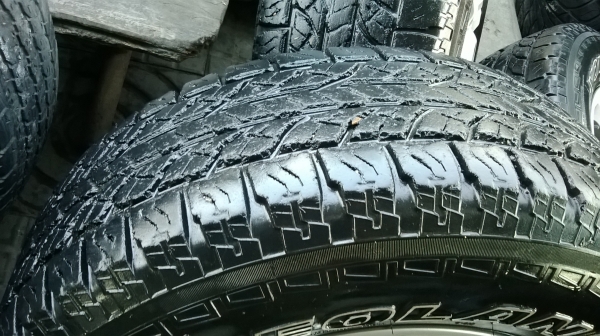 ขายล้อขอบ16 6รูพร้อมยางชุดละ8800 ขายล้อขอบ16 6รูพร้อมยางชุดละ8800