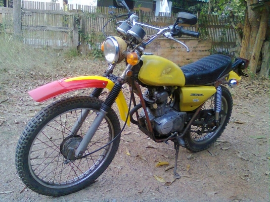 ขายhonda sl125 ทะเบียนเต็ม+ชุดโอนเครื่องดีสวยๆราคา33,000บาท ขายhonda sl125 ทะเบียนเต็ม+ชุดโอนเครื่องดีสวยๆราคา33,000บาท