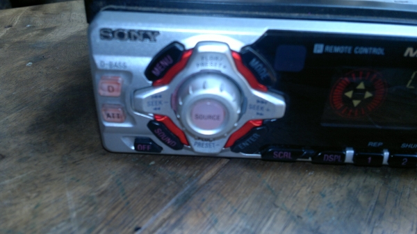 เครื่องเล่นวิทยุ SONY  CD/MP3 50W สภาพสวยครับ