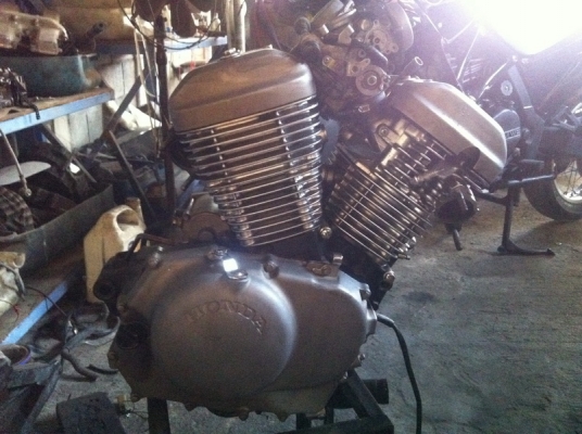 >>>>>ขายเครื่อง Steed 400 cc ติดคาร์บู พร้อมอินวอย<<<<<