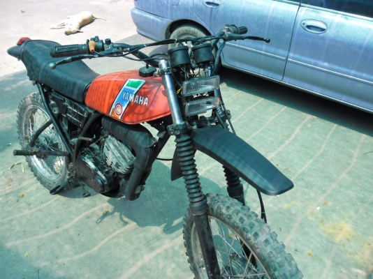 ขาย dt125 mono มีทะเบียน สภาพตามรูป