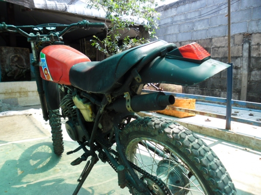 ขาย dt125 mono มีทะเบียน สภาพตามรูป