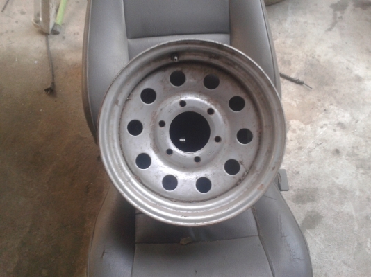 ขายล้อผาขอบ15ล้อบรรทุกมี3วงขาย800ไว้ทำอะไหล่คับ ขายล้อผาขอบ15ล้อบรรทุกมี3วงขาย800ไว้ทำอะไหล่คับ