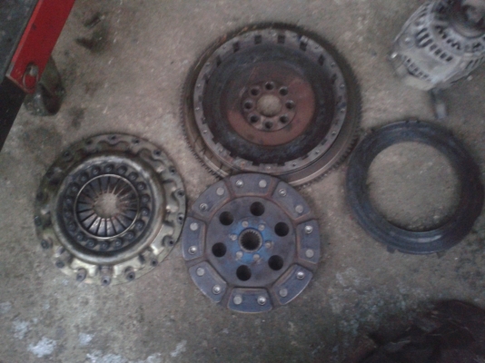 ขายครัช OSใส่ 3Sโบมา แปลงใส่โตโยต้ารุ่นอื่นได้ ราคา 4000