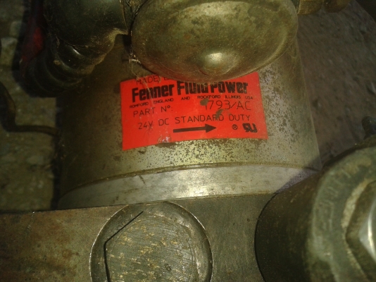 ปั้มไฮโดรลิคพร้อมมอเตอร์ 24V เก่าญี่ปุ่น 4500