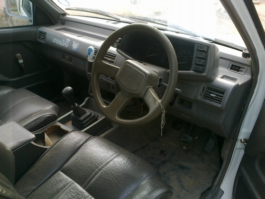 รถสวยเดิม ๆ พร้อมใช้