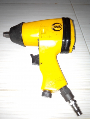 บ๊อกซ์ลม 1/2"