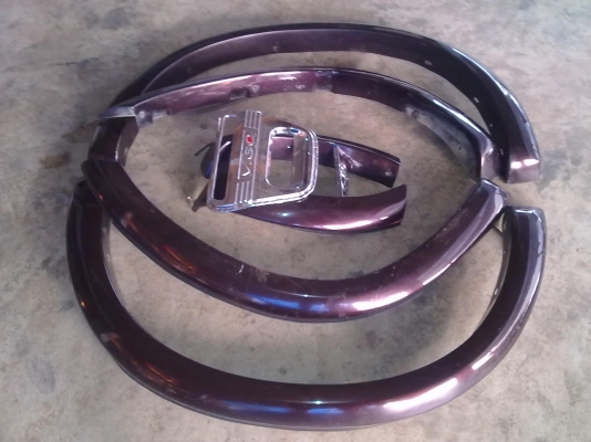 ขายคิ้วรถวีโก้