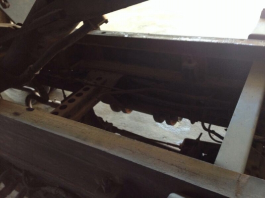 รถฮีโน่ 6 ล้อดั้ม 150 แรงม้า. ปี 49  ( รถวิ่ง 1xx,xxx  กว่า กม. )  สนใจติดต่อ 081 - 6079515