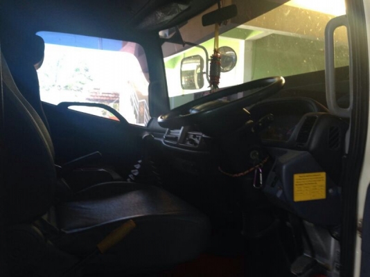 รถฮีโน่ 6 ล้อดั้ม 150 แรงม้า. ปี 49  ( รถวิ่ง 1xx,xxx  กว่า กม. )  สนใจติดต่อ 081 - 6079515