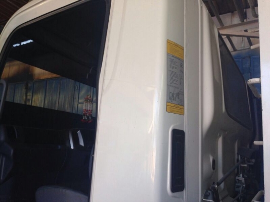 รถฮีโน่ 6 ล้อดั้ม 150 แรงม้า. ปี 49  ( รถวิ่ง 1xx,xxx  กว่า กม. )  สนใจติดต่อ 081 - 6079515