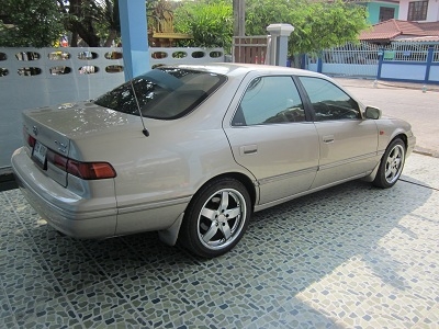 ฟรีดาวน์ คัมรี่2.2แก็ซหัวฉีดแม็ก17 ประกันชั้น3