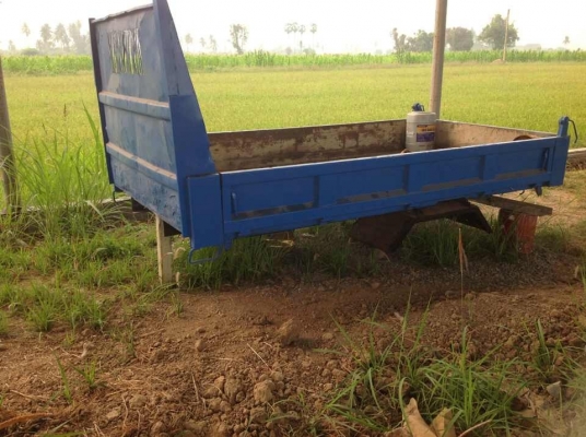 ขายกะบะดัมพ์ 6 ล้อ สภาพดีพร้อมใช้งาน ยาว 3.20 ม. ชัชซีกว้าง 0.70 ม.