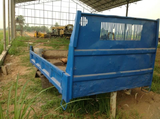 ขายกะบะดัมพ์ 6 ล้อ สภาพดีพร้อมใช้งาน ยาว 3.20 ม. ชัชซีกว้าง 0.70 ม.