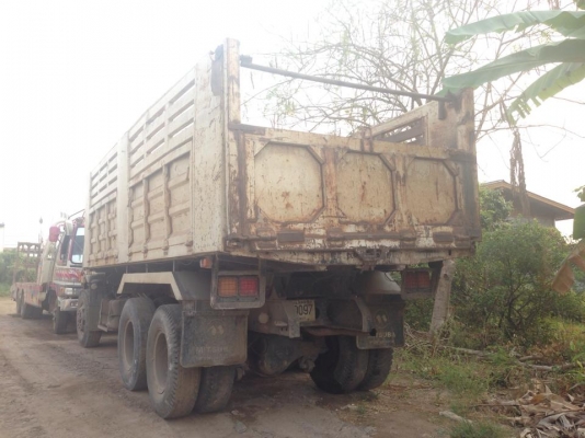 ขายสิบล้อ 2 เพลา รุ่น FN 527 MRDH3  พร้อมใช้งาน สนใจติดต่อ 089-4370516