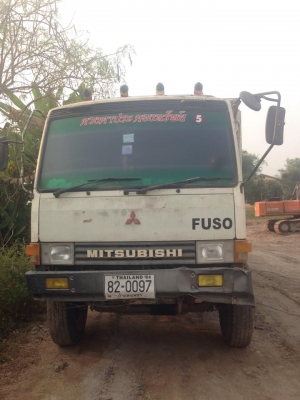 ขายสิบล้อ 2 เพลา รุ่น FN 527 MRDH3  พร้อมใช้งาน สนใจติดต่อ 089-4370516