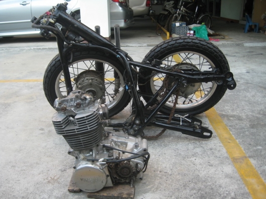 ขายโครงเครื่อง SR400  อินวอย เฟรมกับเครื่องออกชื่อคนซื้อ