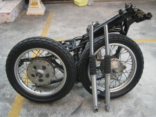 ขายโครงเครื่อง SR400  อินวอย เฟรมกับเครื่องออกชื่อคนซื้อ