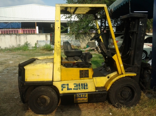 มีรถโฟ๊คลิป3ตันเครื่องดีเซลน์มาขายราคาไม่แพงสนใจติดต่อมาโดยตรงราคาคุยกันได้