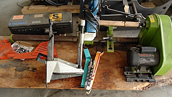 ขายเครื่องกลึงไม้และเครื่องเจาะรูเดือยเหลี่ยมจากญี่ปุ่น